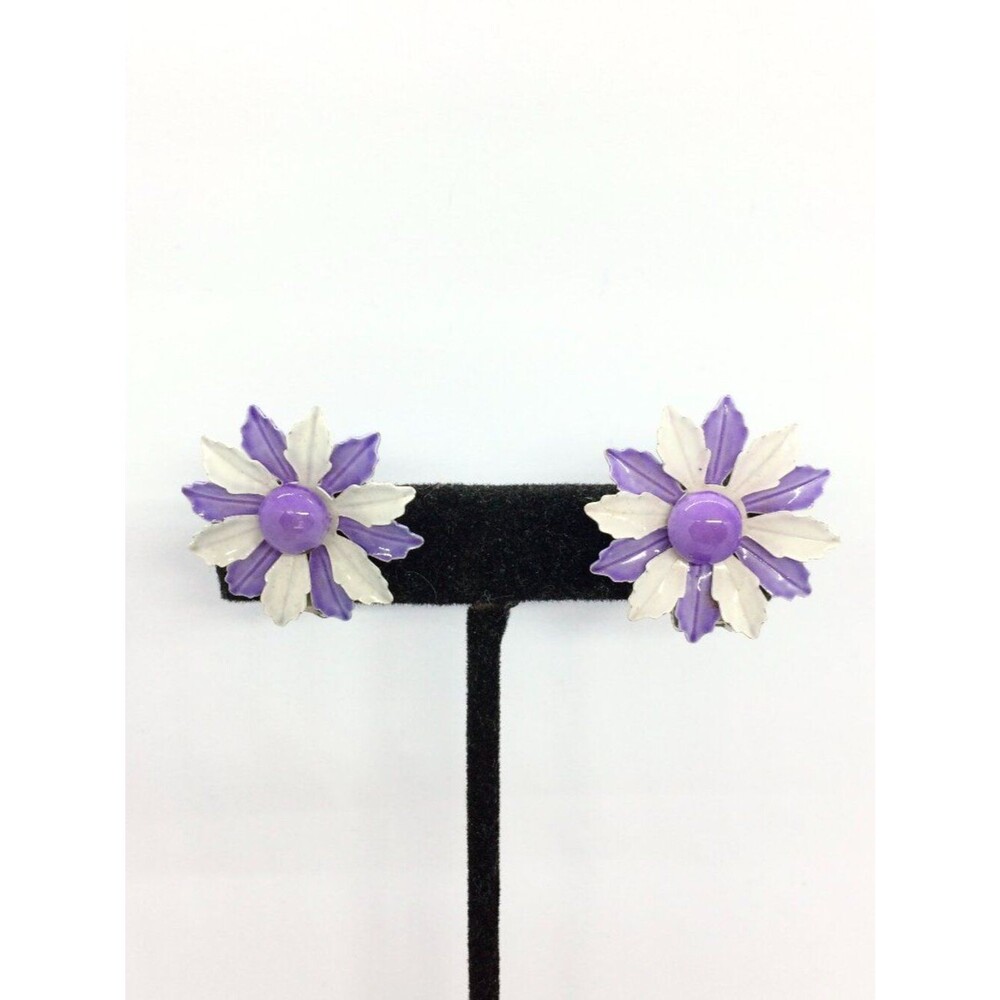VINTAGE Enamel Flower Earrings Clip Purple Daisy Floral Groovy Mod 60s